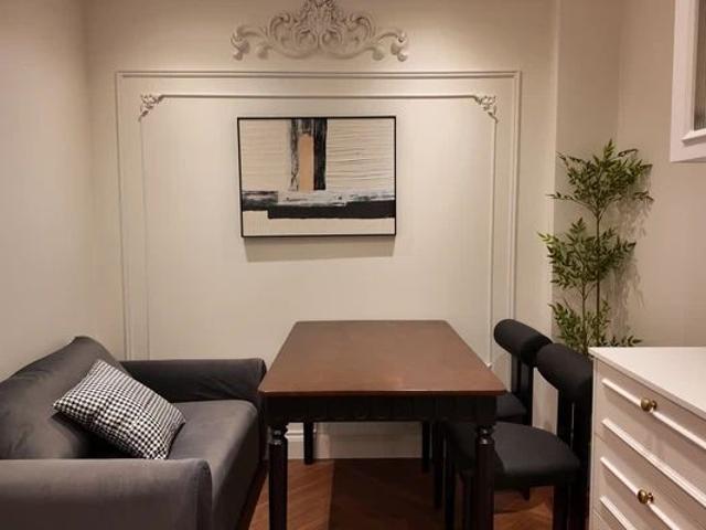 Studio 1 roomD
