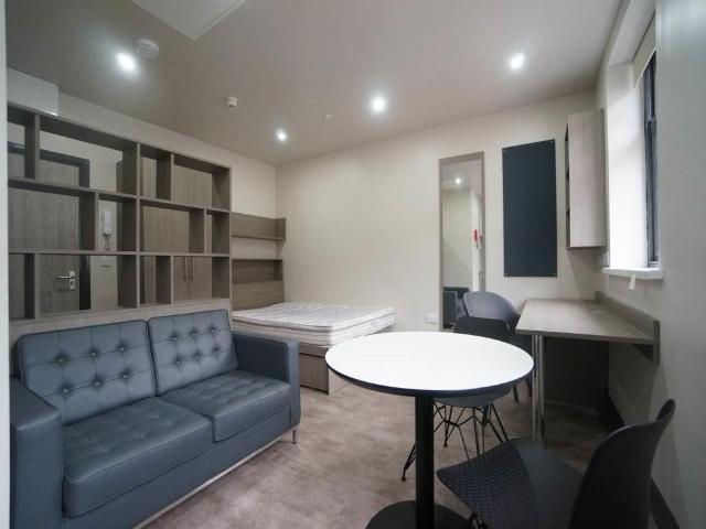 Studio 203, 259 High Street