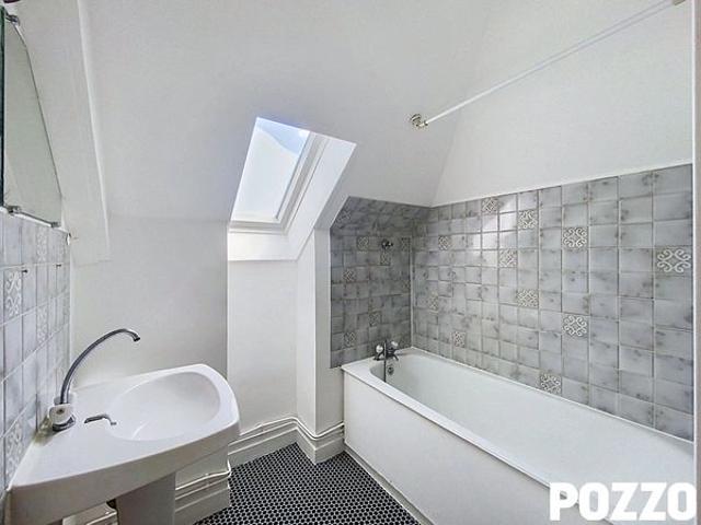 Studio 20.6 m² en location à VIRE