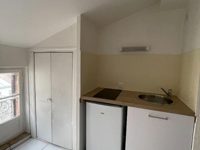 Studio 20 m2 centre ville rénové