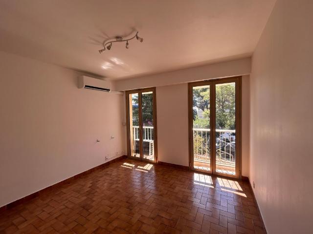 Studio 20 m²