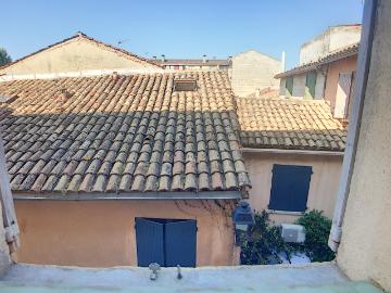 Studio 20 M² en intra muros proche porte Saint Lazare