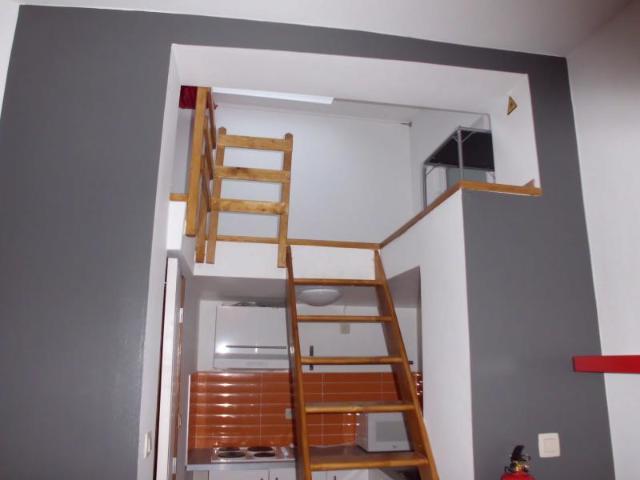 Studio 20 m² RUE BODEGHEM à BRUXELLES