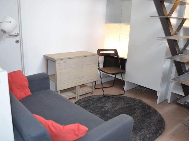 Studio 20 m² Rue du Ruisseau à Wezembeek Oppem