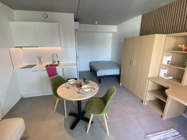 Studio 22 m² Materiaalstraat à Anderlecht