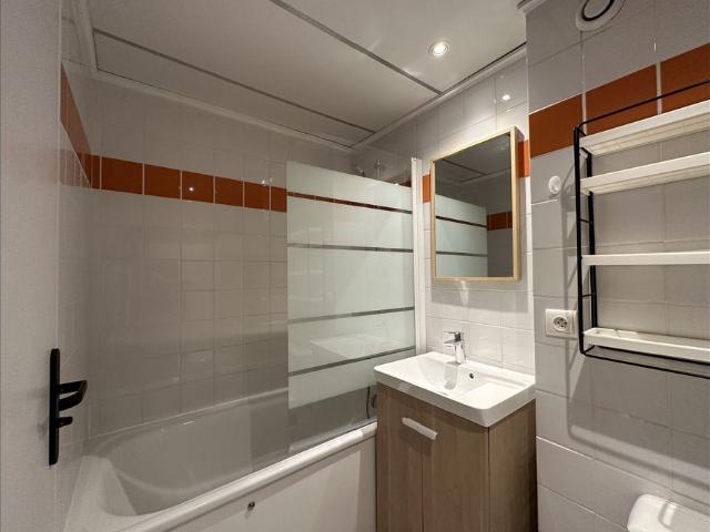 Studio 22M² / LAXOU / C.C.I. / NOVOTEL