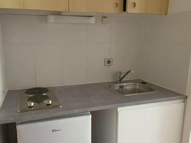 Studio 23.1 m², kitchenette équipée