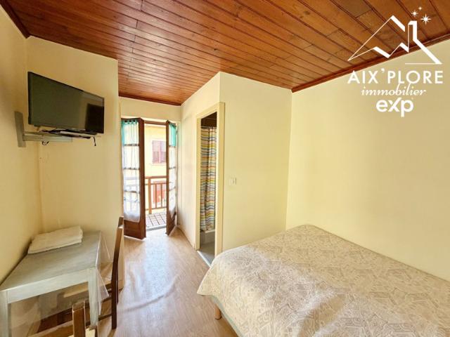 Studio 23 m² avec balcon – 2e étage – Saint Jean de Maurie