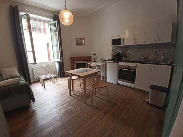 STUDIO 24m² cuisine équipée Grenoble 38000