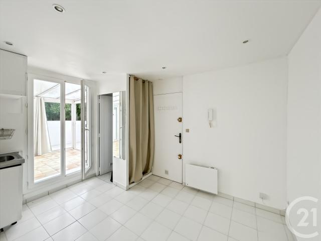Studio 25 m²