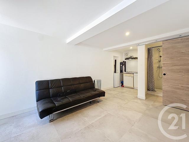 Studio 25 m²