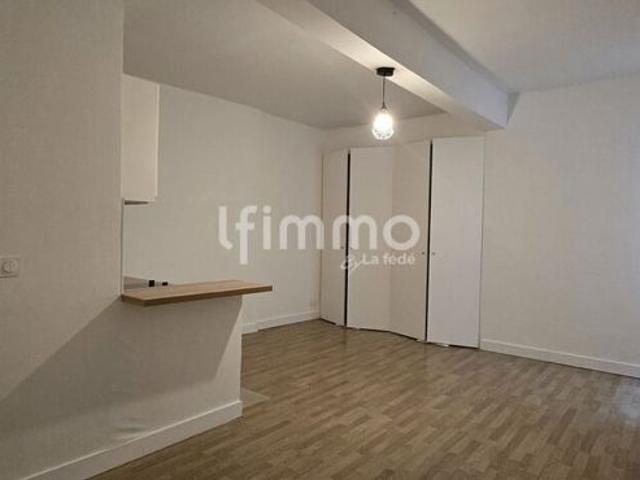 Studio 26 m2 à 300 m de la Victoire
