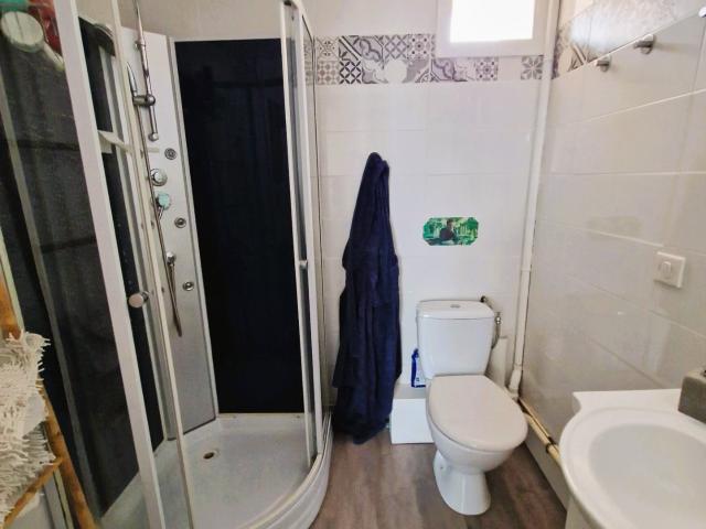 Studio 26 m2 loué 445 €/mois Rentabilité immédiate Place Napoléon centre ville La Roche sur Yon Idéal investisseur