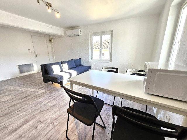 STUDIO 27.47 M² HAB. CENTRE VILLAGE CHAPONOST