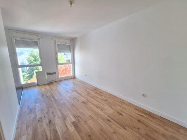 Studio 27 m²