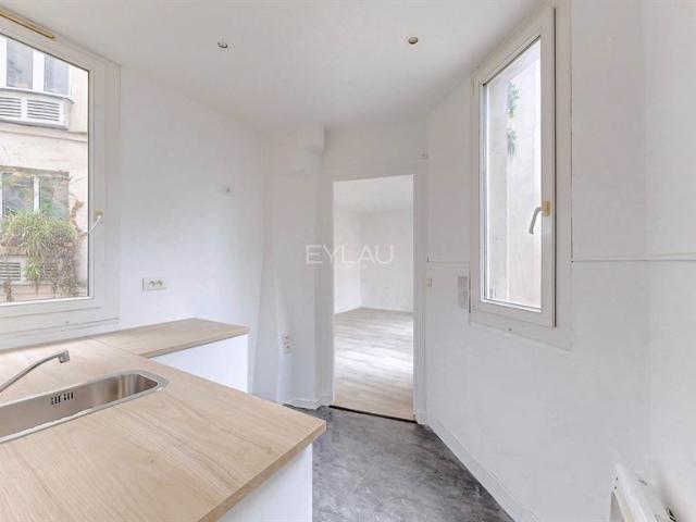 Studio 27 m²