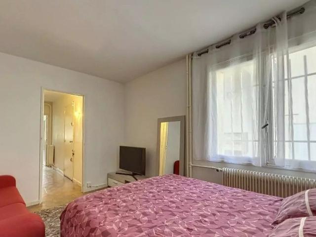 Studio 27 m²