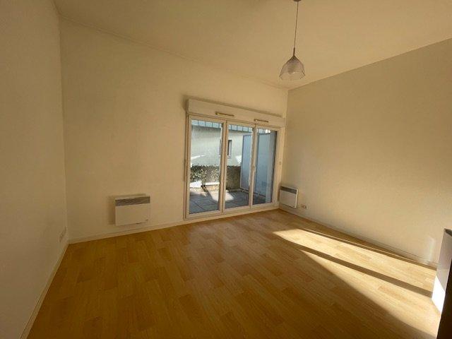 Studio 27 m²