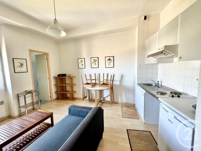 Studio 27 m²
