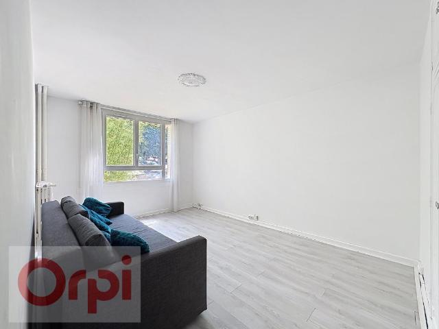Studio 27 m²