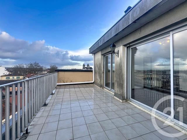 Studio 27 m²