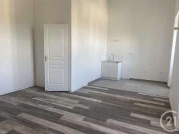 Studio 27 m²