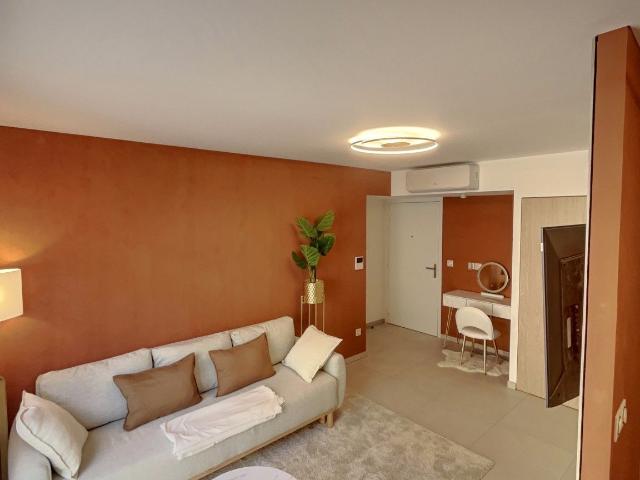 Studio 27 m²