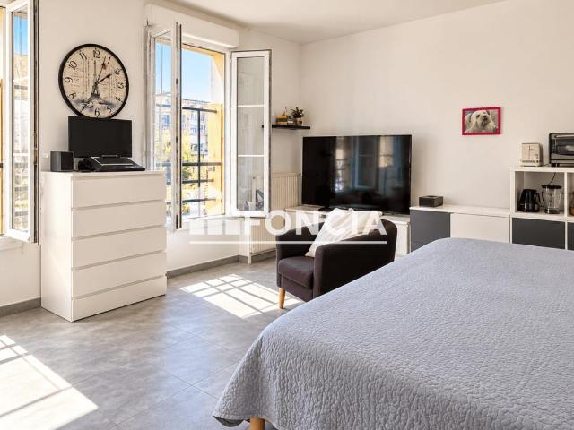 Studio 28 m²