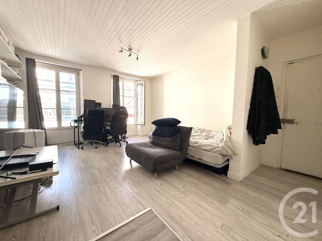 Studio 28 m²