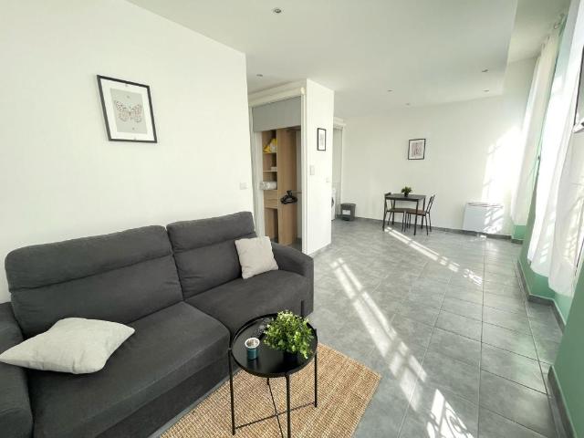 Studio 28 m²