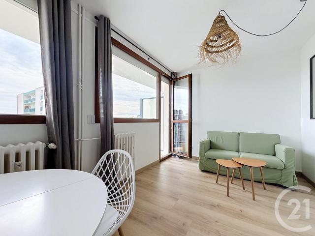 Studio 28 m²