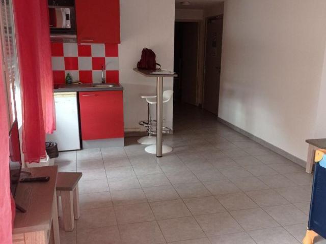 Studio 28 m²
