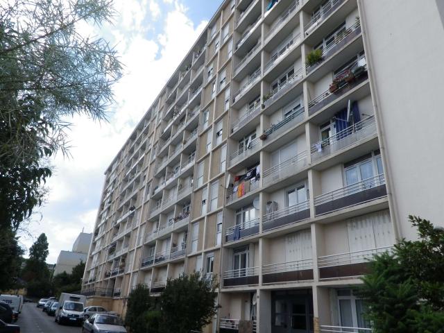 Studio · 28 m²