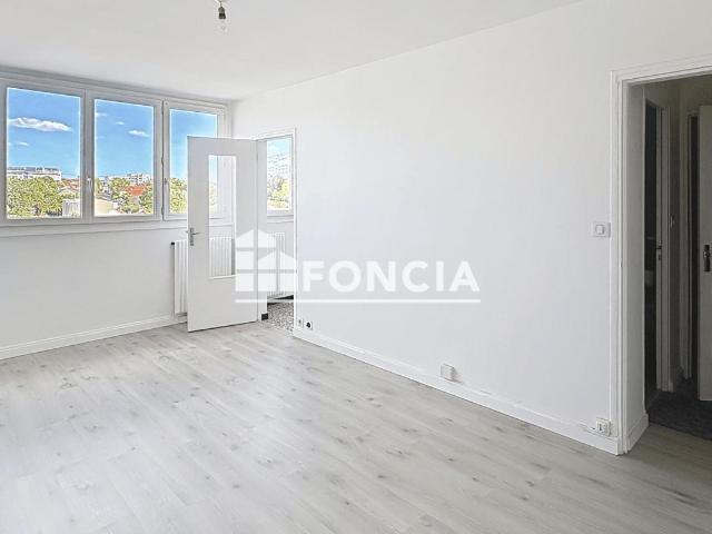 Studio 28 m²
