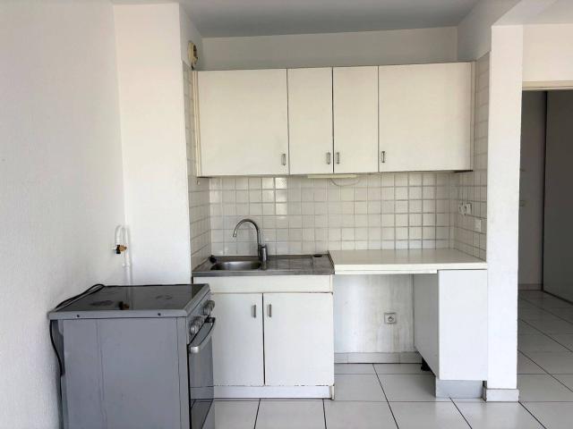STUDIO 28 M² VUE DÉGAGÉE PARKING EN SOUS SO