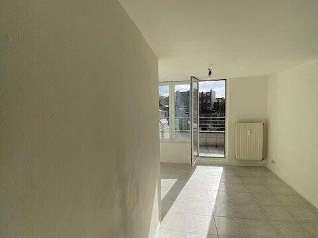 Studio 28 m² Avenue Molière à Forest