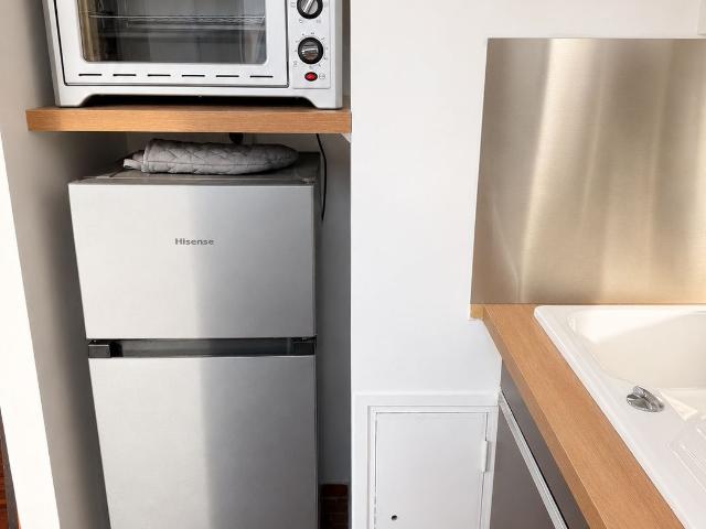 Studio 28 m² rénové, calme sur cour, métro à 2 min, Paris 11e