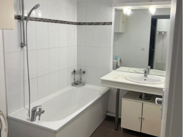 Studio / 28m² / Combs la Ville Quincy RER D