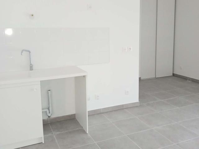Studio · 29.9 m²