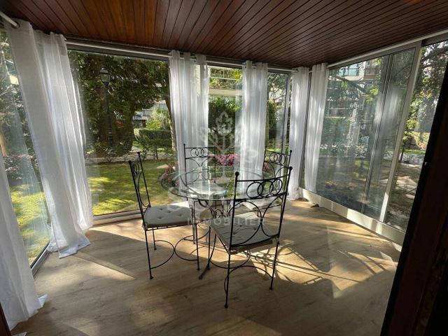 STUDIO/ 2 PIECES Parly 2 43 m²
