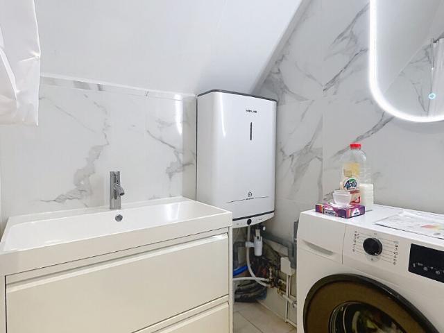 Studio 30.31m2, VELAUX