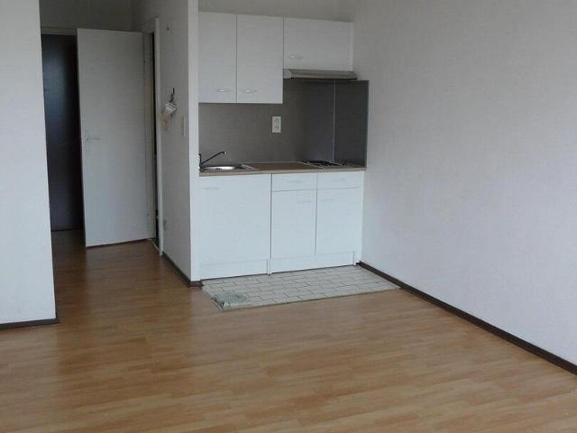 Studio +/ 30 m2 A louer