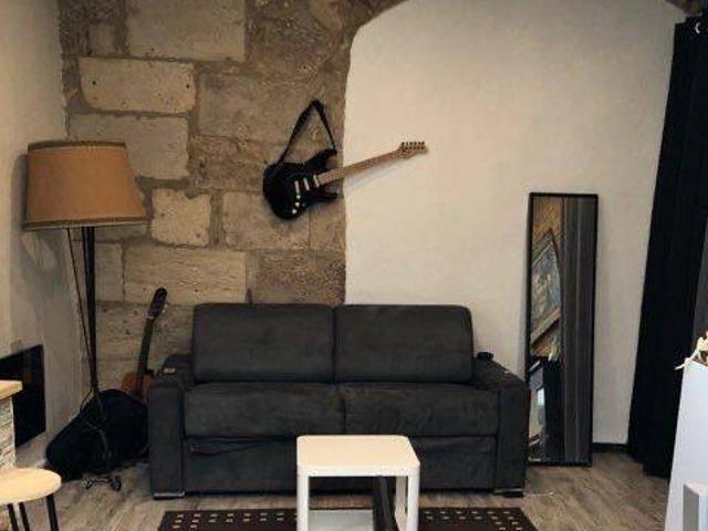 Studio 30 m2 Rue notre dame
