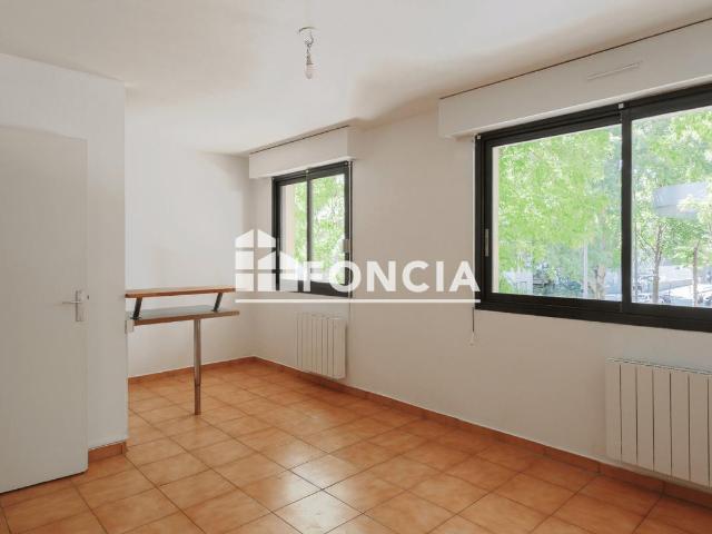 Studio 30 m²