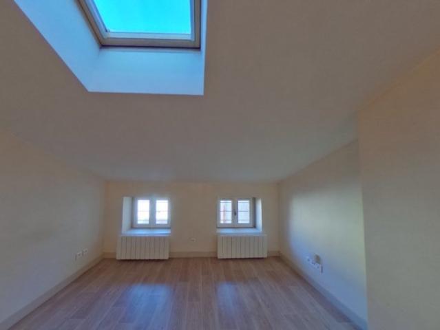 Studio 30 m²