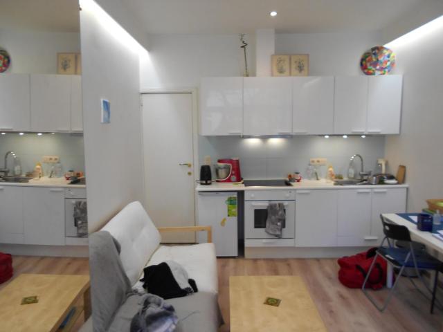 Studio 30 m² Avenue Milcamps à Schaerbeek