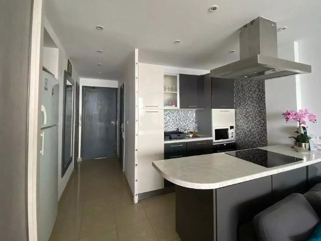 STUDIO 30 M² JUANS LES PINS DISPONIBLE JUSQU'A MAI 2026