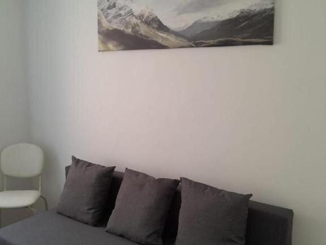 Studio 30 m² Place de la Constitution à Saint Gilles