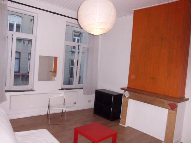 Studio 30 m² rue Bodeghem à BRUXELLES