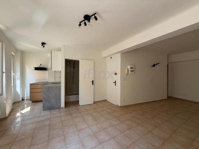 Studio 31 m²